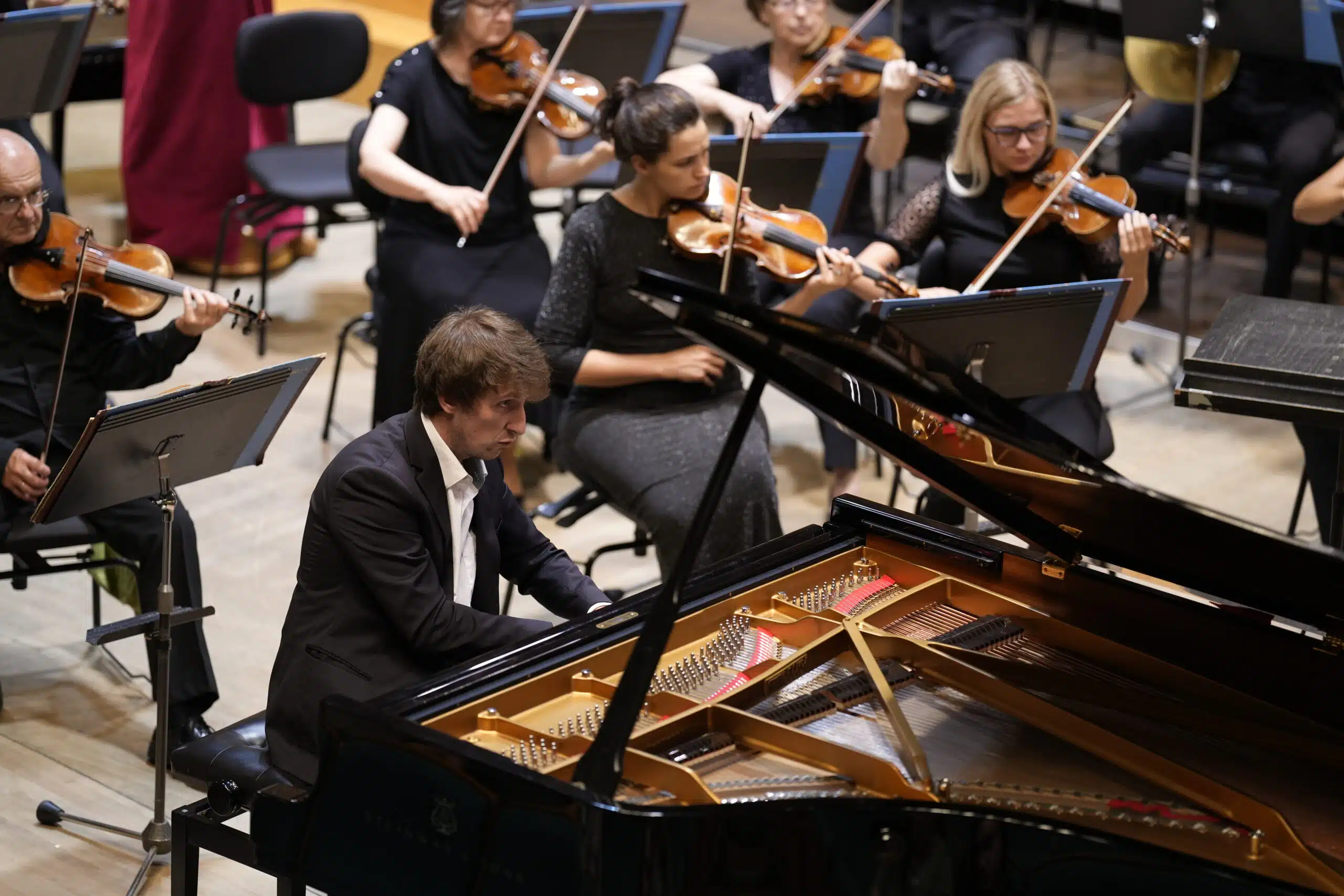 photo eugene Orchestre scaled e1746104328911